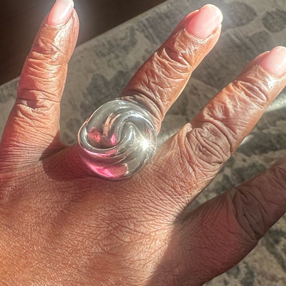 925 Sterling Silver VTG Chunky Solid Swirl Statement Ring 8